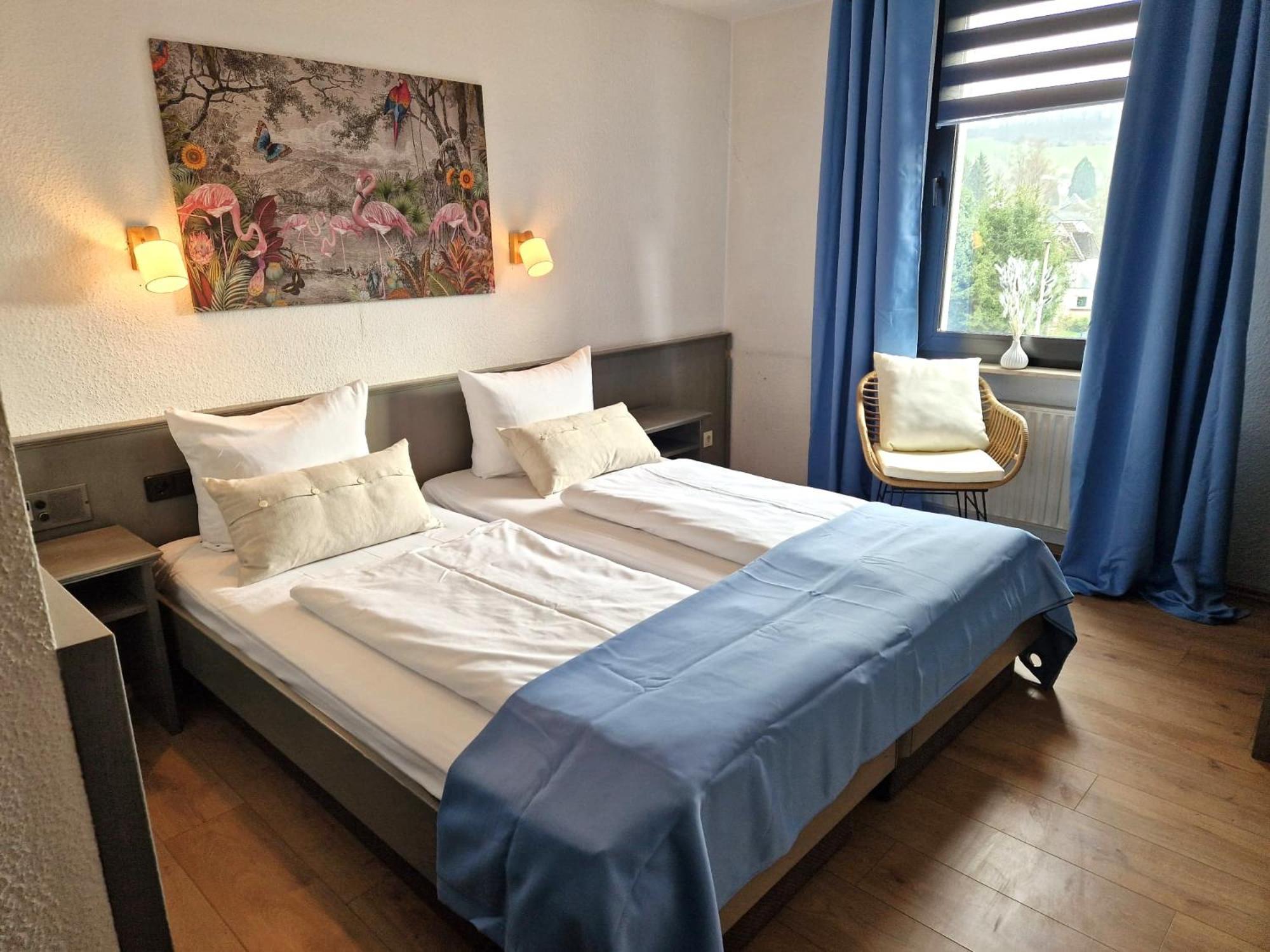 Hotel Engelskirchen Ngoại thất bức ảnh