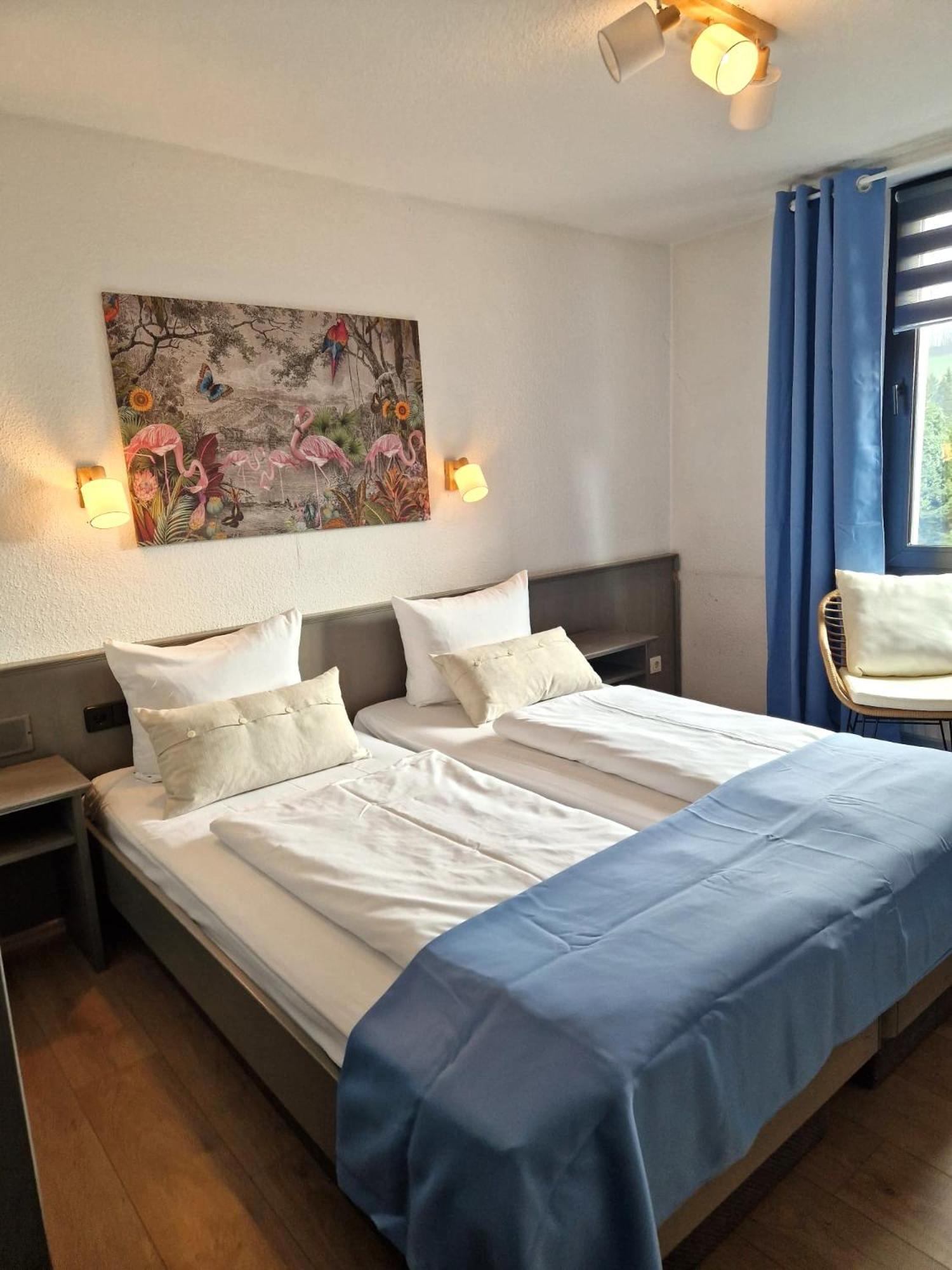 Hotel Engelskirchen Ngoại thất bức ảnh