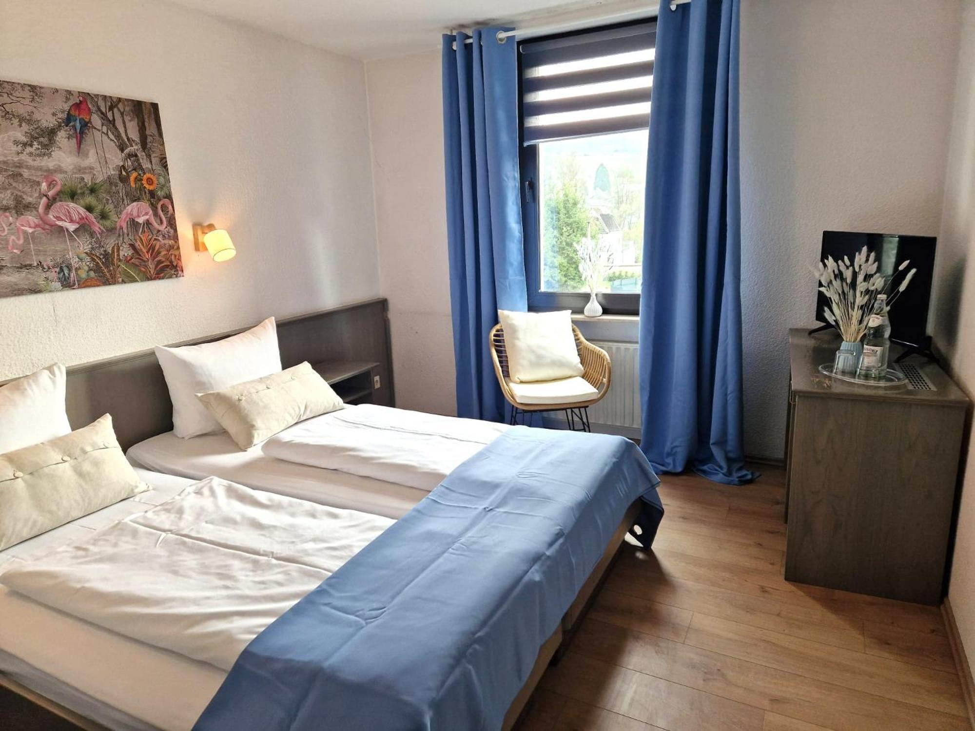 Hotel Engelskirchen Ngoại thất bức ảnh
