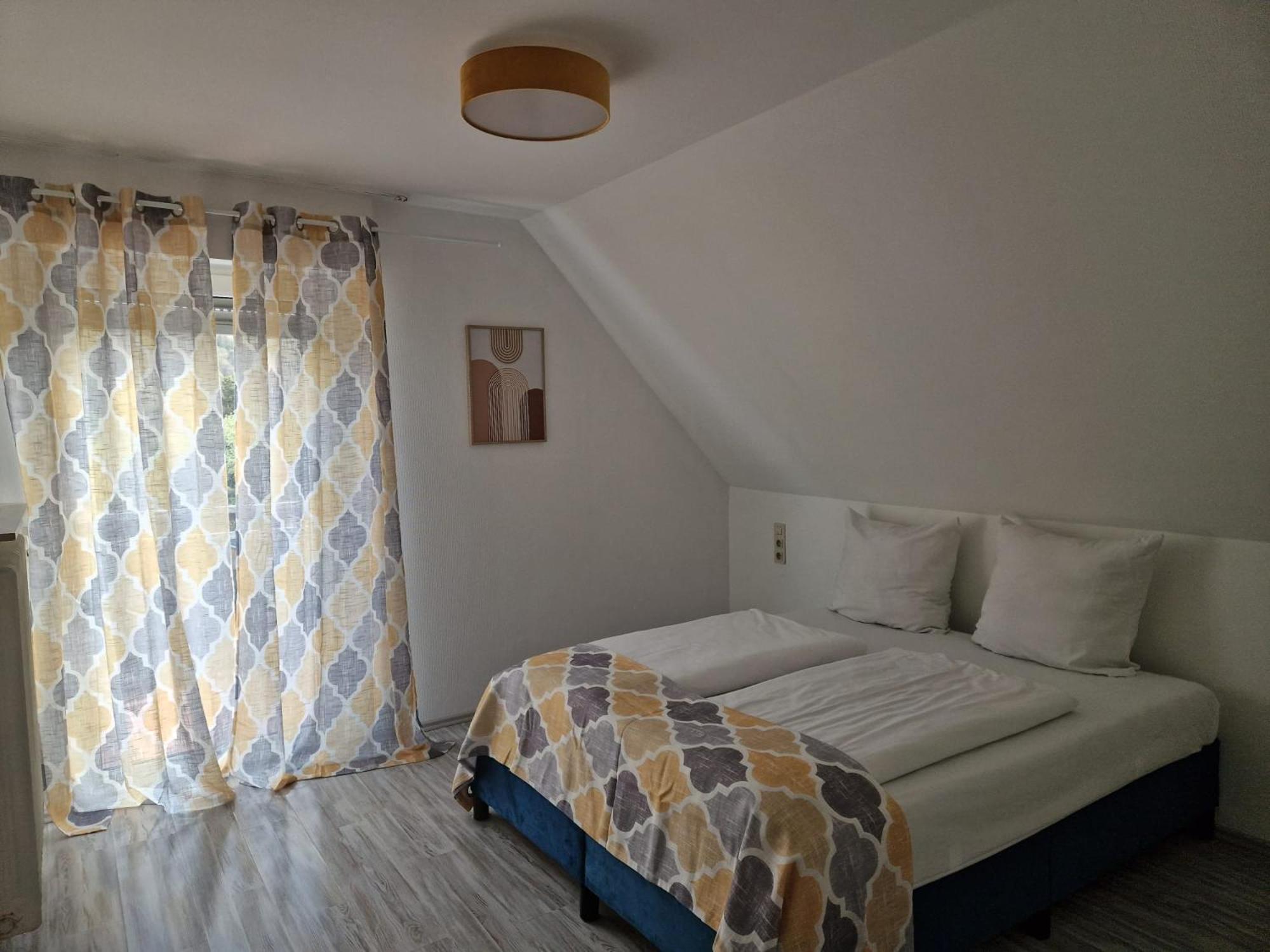 Hotel Engelskirchen Ngoại thất bức ảnh