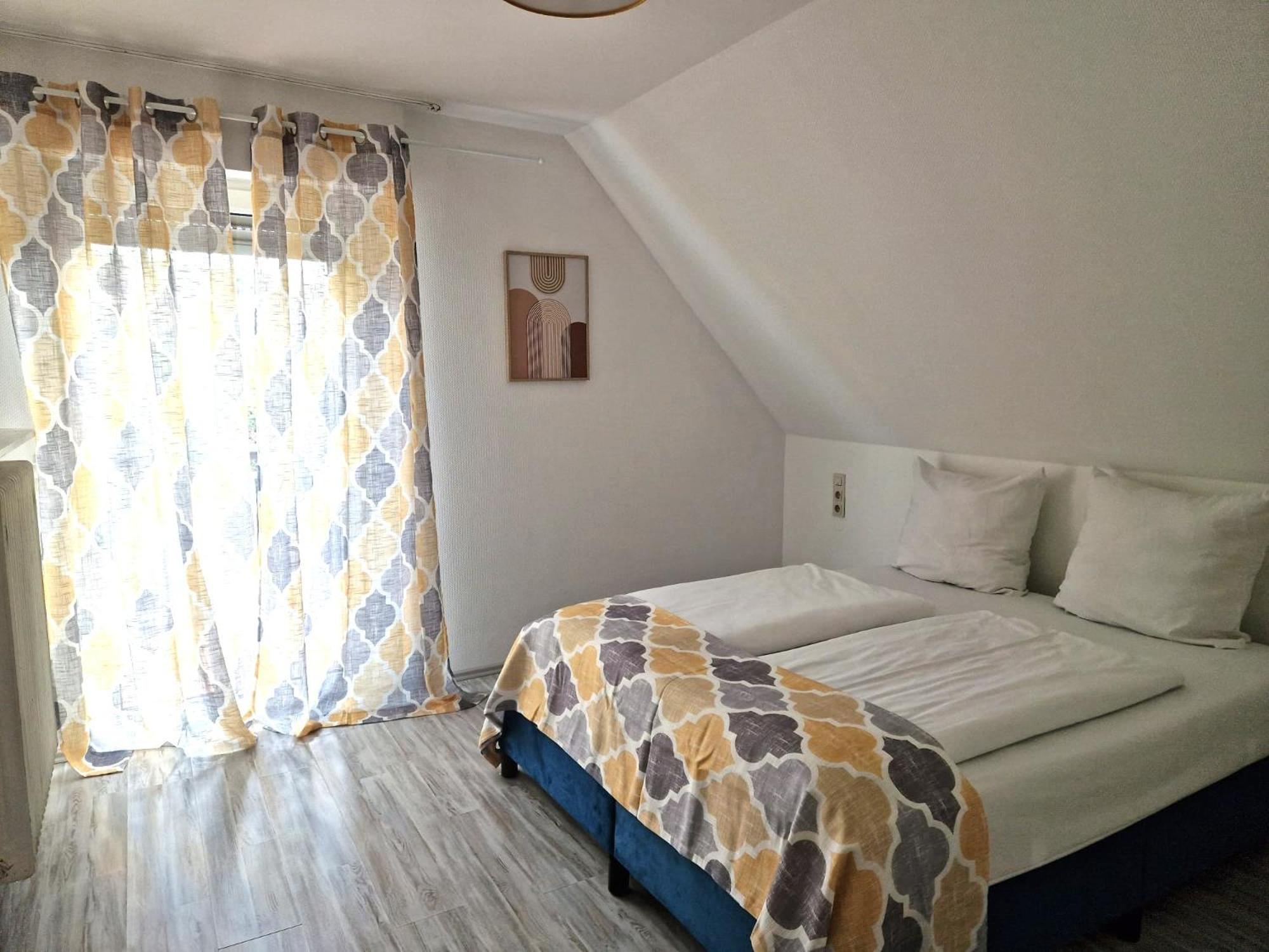 Hotel Engelskirchen Ngoại thất bức ảnh
